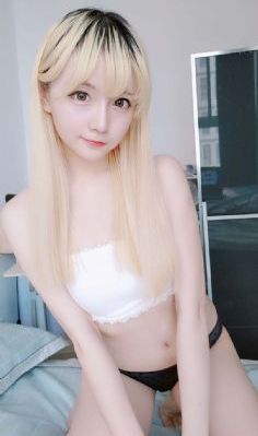 女人脱裙子让男生去摸_BD英语全集在线观看