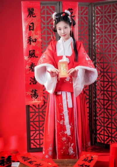豪乳老师小说_不卡在线观看
