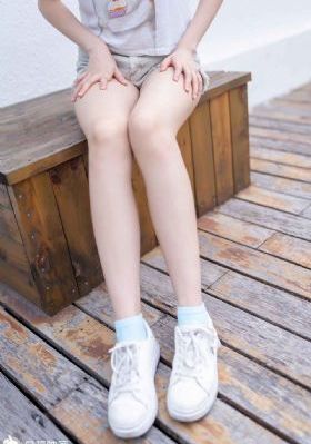 美剧《偷偷》免费观看_蓝光手机在线看