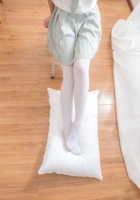女大沙龙_无删减完整版在线观看